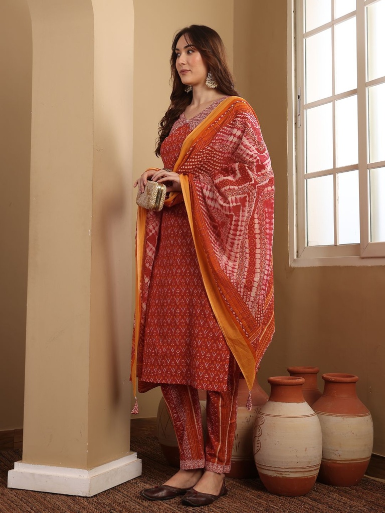 Yoke Pattern Suit Set 