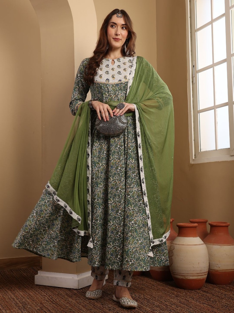 Floral Beauty With Yoke