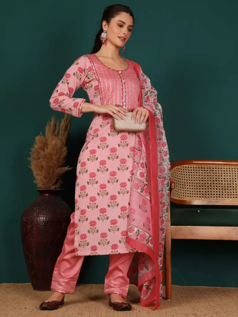  Feminine Flair Suit Set