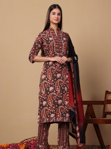 Rustic maroon