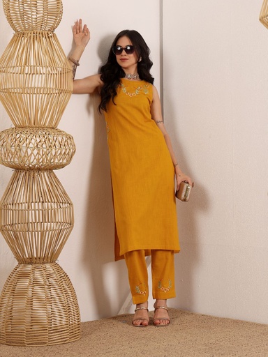 Floral Glow Kurta Set